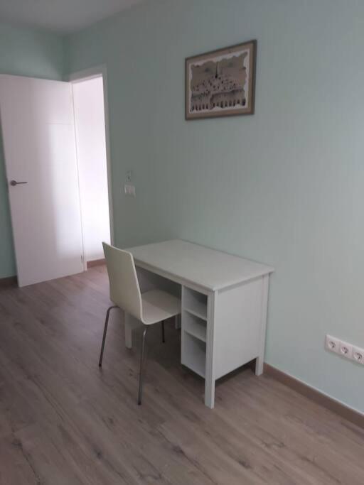 Modern Flat At Garbinet With Wifi Apartman Alicante Kültér fotó